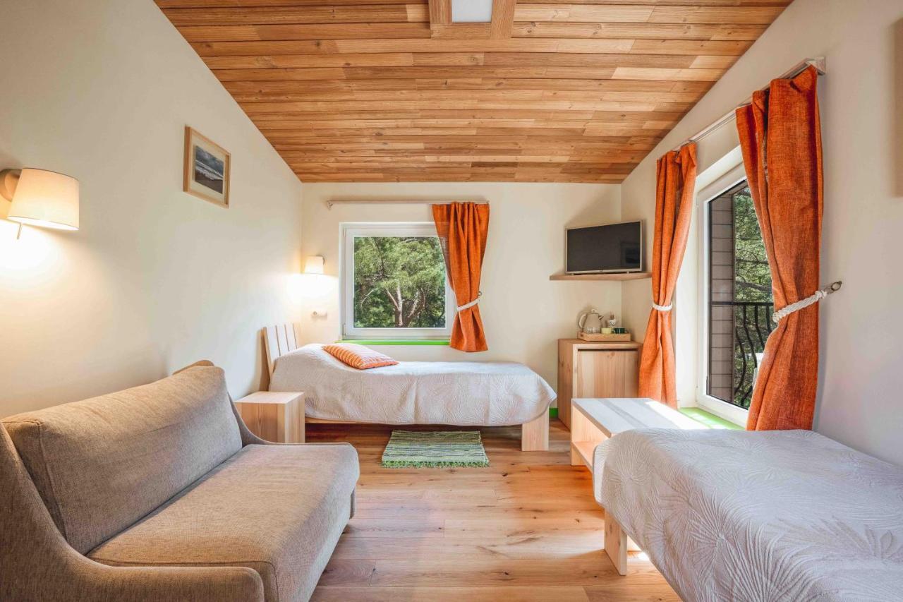 Gintarautojai Hotel Palanga Buitenkant foto
